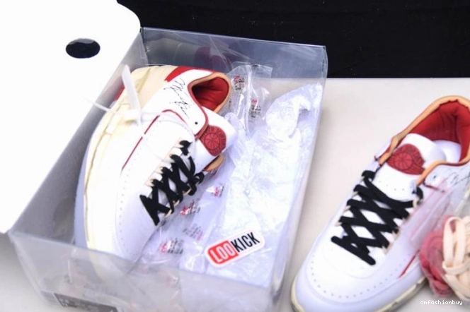 DJ4375-106 SP Low Jordan Red White Off-White Retro 2 0825